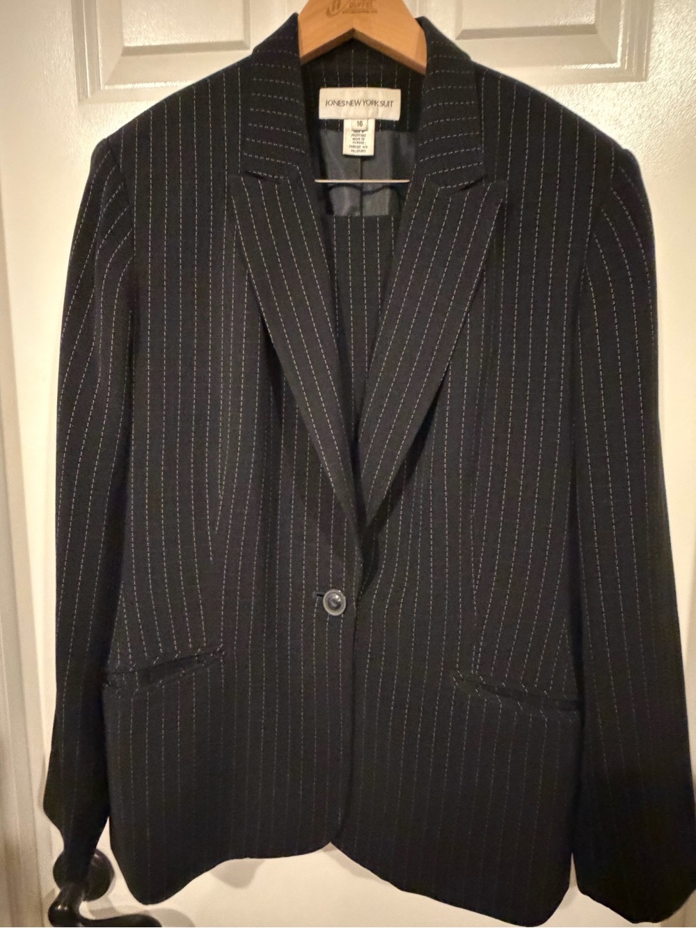 Jones New York Black Pinstripe skirt suit - Classic Single-Button 16